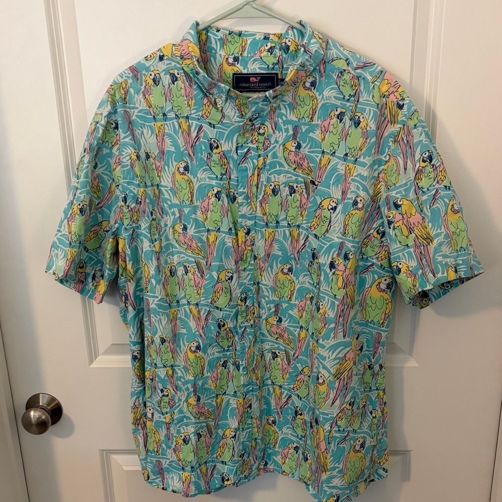 Tropical Parrot Print Vineyard Vines Men's Shirt